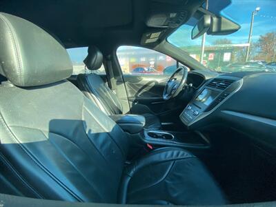 2017 Lincoln MKC Reserve - Photo 7 - Belleville, IL 62226