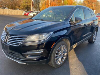 2017 Lincoln MKC Reserve   - Photo 2 - Belleville, IL 62226