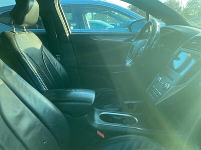 2017 Lincoln MKC Reserve   - Photo 8 - Belleville, IL 62226