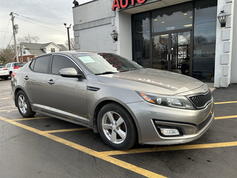 2014 Kia Optima LX - Photo 2 - Fairview Heights, IL 62208