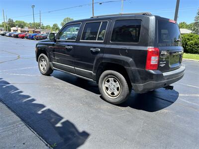 2011 Jeep Patriot Sport   - Photo 5 - Fairview Heights, IL 62208