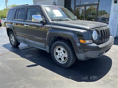 2011 Jeep Patriot Sport   - Photo 2 - Fairview Heights, IL 62208