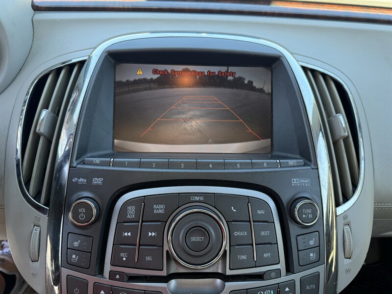 2010 Buick LaCrosse CXS - Photo 16 - Cahokia, IL 62206