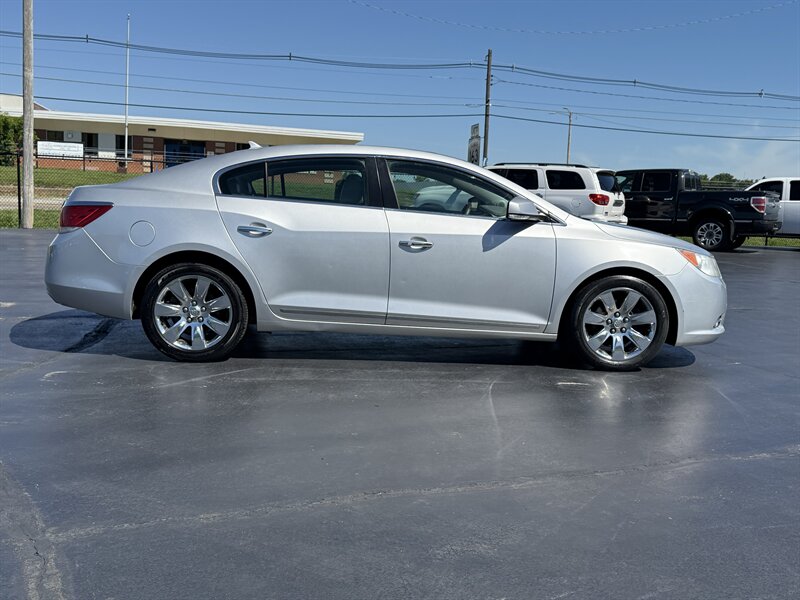 2010 Buick LaCrosse CXS - Photo 5 - Cahokia, IL 62206