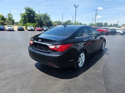 2011 Hyundai SONATA Limited   - Photo 4 - Cahokia, IL 62206