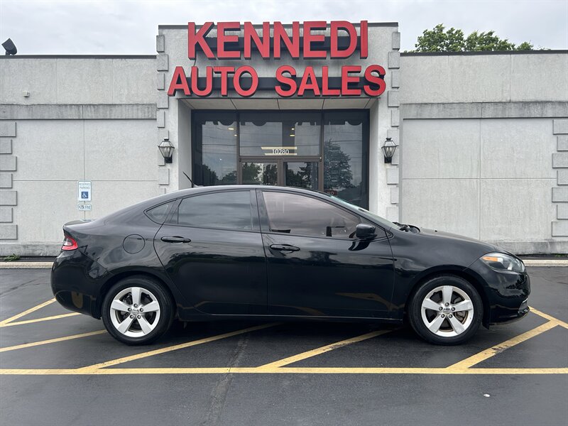 2016 Dodge Dart SXT   - Photo 1 - Fairview Heights, IL 62208