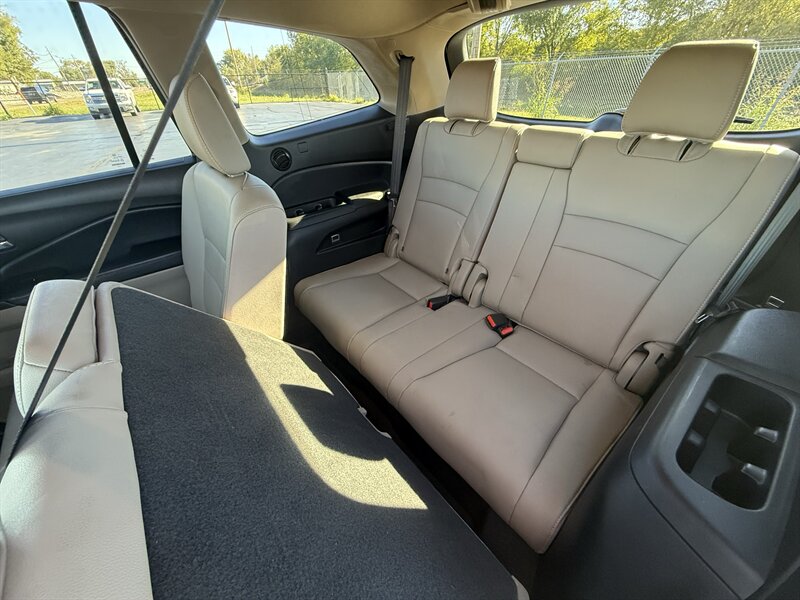 2018 Honda Pilot EX-L - Photo 11 - Cahokia, IL 62206