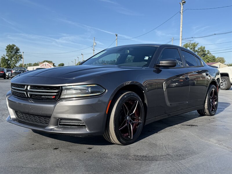 2015 Dodge Charger SE - Photo 1 - Cahokia, IL 62206