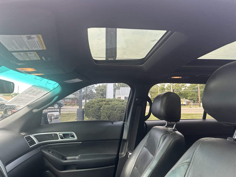 2014 Ford Explorer Sport - Photo 9 - Fairview Heights, IL 62208