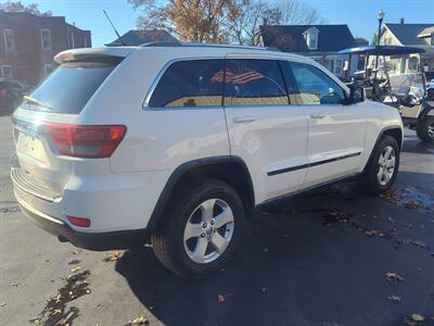 2011 Jeep Grand Cherokee Laredo   - Photo 6 - Freeburg, IL 62243