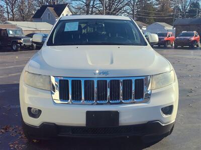 2011 Jeep Grand Cherokee Laredo   - Photo 4 - Freeburg, IL 62243