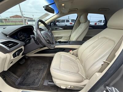 2015 Lincoln MKZ Hybrid   - Photo 9 - Cahokia, IL 62206