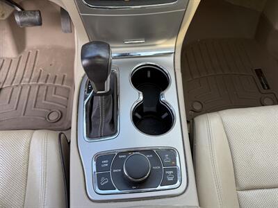 2016 Jeep Grand Cherokee Overland   - Photo 15 - Cahokia, IL 62206