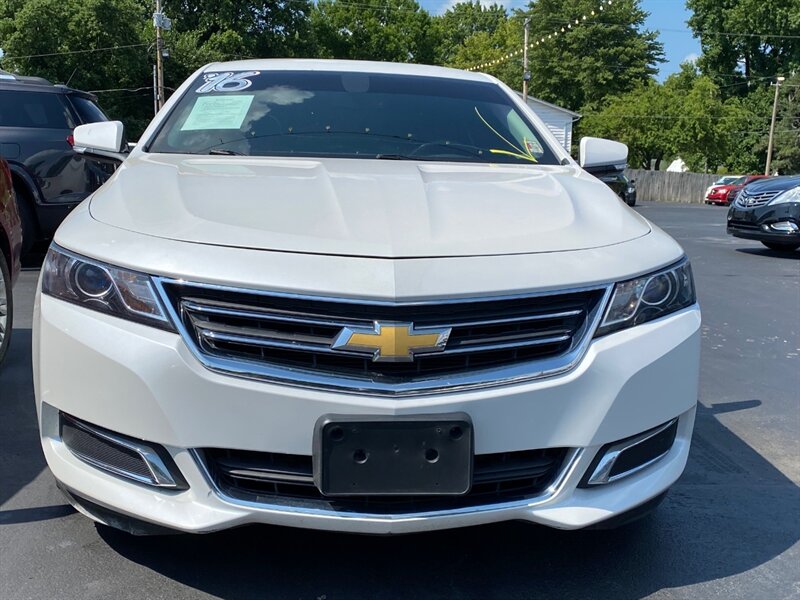 2016 Chevrolet Impala LT - Photo 1 - Belleville, IL 62226