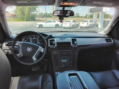 2012 Cadillac Escalade EXT Luxury   - Photo 5 - Cahokia, IL 62206