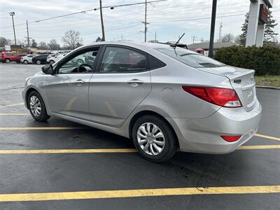 2017 Hyundai ACCENT SE   - Photo 5 - Fairview Heights, IL 62208