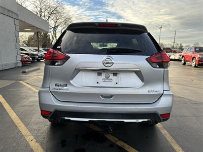 2017 Nissan Rogue S   - Photo 7 - Fairview Heights, IL 62208