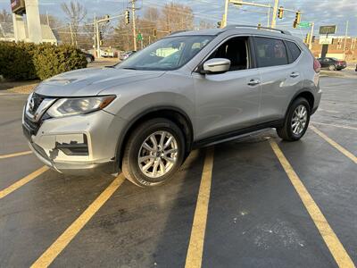2017 Nissan Rogue S   - Photo 3 - Fairview Heights, IL 62208