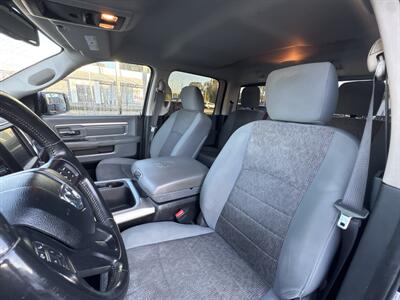 2017 RAM 1500 Big Horn 4x4   - Photo 12 - Millstadt, IL 62260