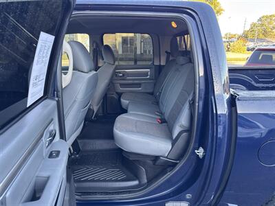 2017 RAM 1500 Big Horn 4x4   - Photo 15 - Millstadt, IL 62260