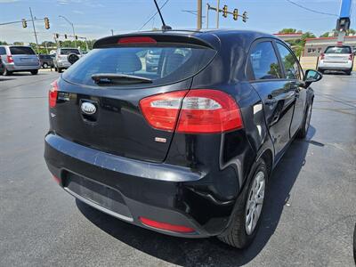 2013 Kia Rio 5-Door LX   - Photo 7 - Belleville, IL 62223