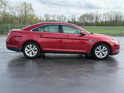 2010 Ford Taurus SEL   - Photo 6 - Cahokia, IL 62206