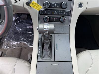 2010 Ford Taurus SEL   - Photo 14 - Cahokia, IL 62206