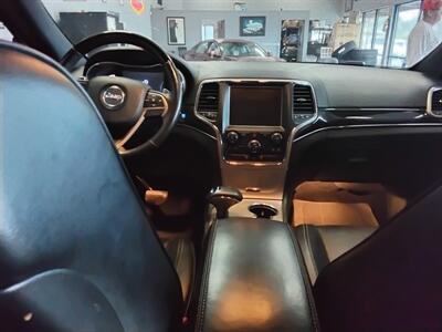 2014 Jeep Grand Cherokee Overland   - Photo 5 - Cahokia, IL 62206