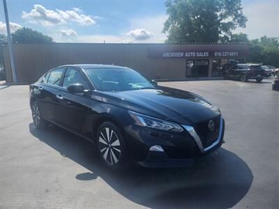 2022 Nissan Altima 2.5 SV   - Photo 2 - Cahokia, IL 62206