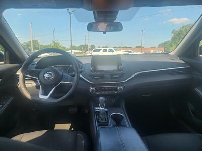 2022 Nissan Altima 2.5 SV   - Photo 6 - Cahokia, IL 62206