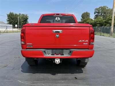 2005 Dodge Ram 1500 SLT 4dr Quad Cab SLT - Photo 6 - Cahokia, IL 62206