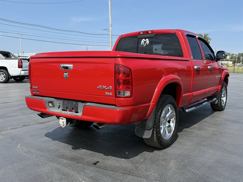 2005 Dodge Ram 1500 SLT 4dr Quad Cab SLT - Photo 8 - Cahokia, IL 62206