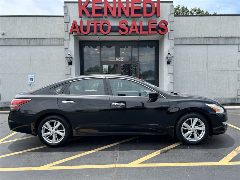 2014 Nissan Altima 2.5   - Photo 1 - Fairview Heights, IL 62208