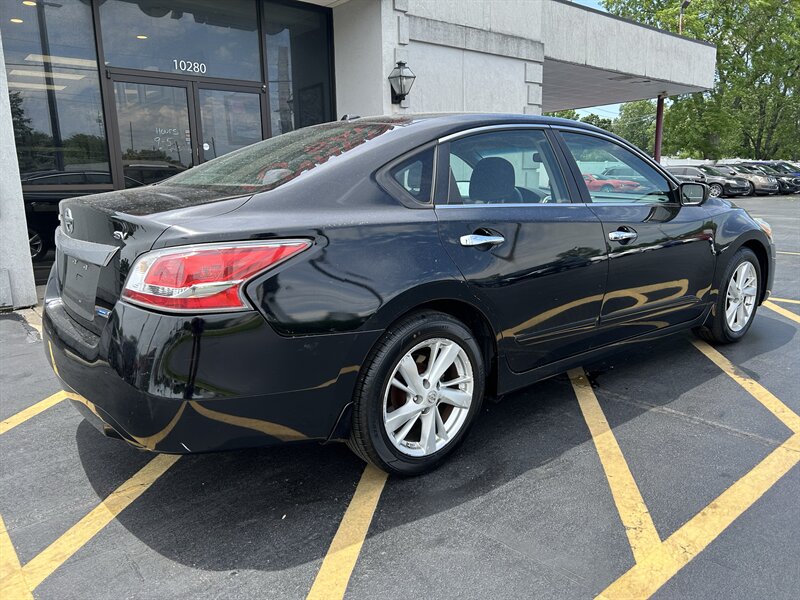 2014 Nissan Altima 2.5 - Photo 4 - Fairview Heights, IL 62208