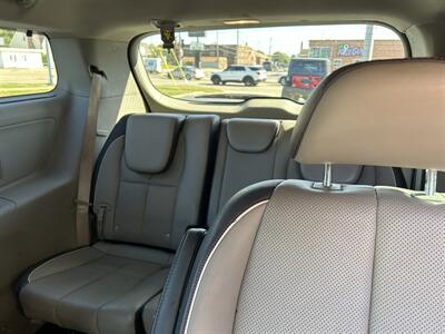 2015 Kia Sedona EX - Photo 10 - Fairview Heights, IL 62208
