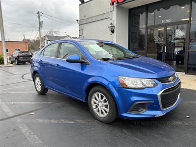 2017 Chevrolet Sonic LT Auto   - Photo 2 - Fairview Heights, IL 62208