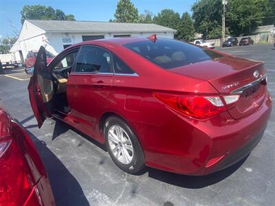 2014 Hyundai SONATA GLS   - Photo 8 - Belleville, IL 62226