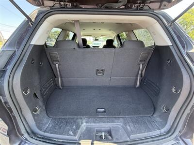 2015 Chevrolet Traverse LT - Photo 6 - Cahokia, IL 62206