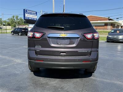 2015 Chevrolet Traverse LT - Photo 8 - Cahokia, IL 62206