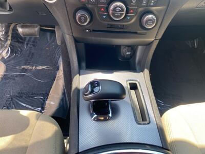 2013 Dodge Charger SXT   - Photo 14 - Cahokia, IL 62206