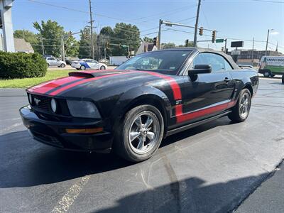 2006 Ford Mustang GT Deluxe   - Photo 3 - Fairview Heights, IL 62208