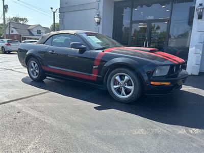 2006 Ford Mustang GT Deluxe   - Photo 2 - Fairview Heights, IL 62208