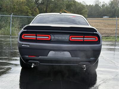 2019 Dodge Challenger SXT - Photo 6 - Cahokia, IL 62206