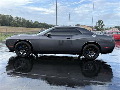 2019 Dodge Challenger SXT - Photo 4 - Cahokia, IL 62206