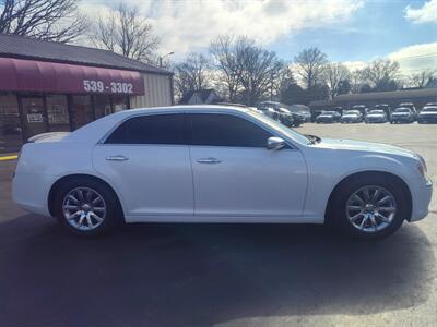 2012 Chrysler 300 Series Limited   - Photo 4 - Freeburg, IL 62243