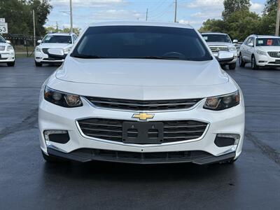 2016 Chevrolet Malibu LT   - Photo 2 - Cahokia, IL 62206