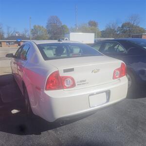 2012 Chevrolet Malibu LT   - Photo 6 - Belleville, IL 62223