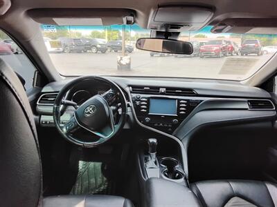 2020 Toyota Camry SE   - Photo 5 - Cahokia, IL 62206