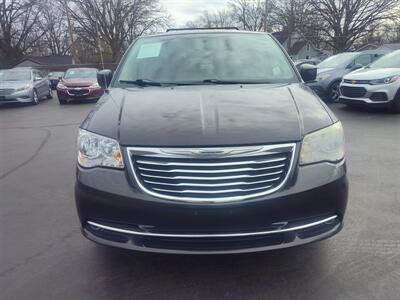 2012 Chrysler Town & Country Touring   - Photo 7 - Freeburg, IL 62243