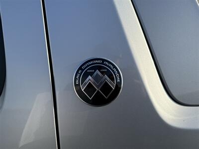 2013 Chevrolet Avalanche LT Black Diamond   - Photo 15 - Cahokia, IL 62206